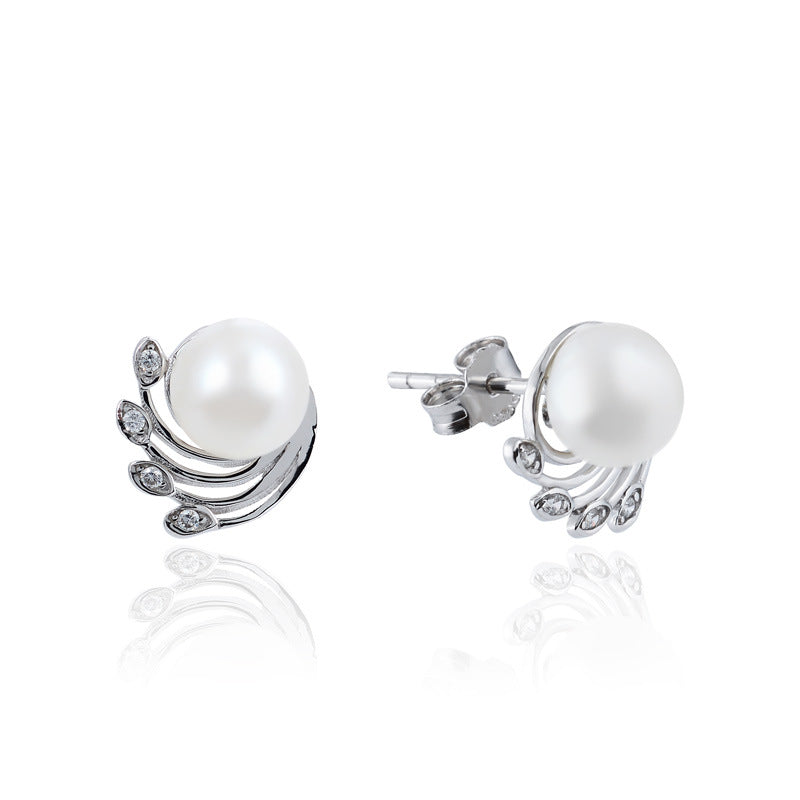 Ladies Korean Temperament Pearl Earrings