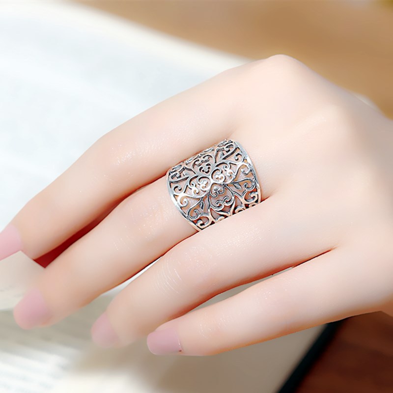 Women's Simple Ethnic Style Hollow Pattern Ring