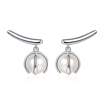 Temperament Pearl Leaf Earrings